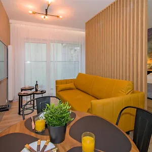 Apartament Mtp/zoo Prestige Polska